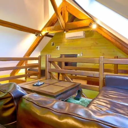 Alojamento de Acomodação e Pequeno-almoço La Ferme Briarde 4*
